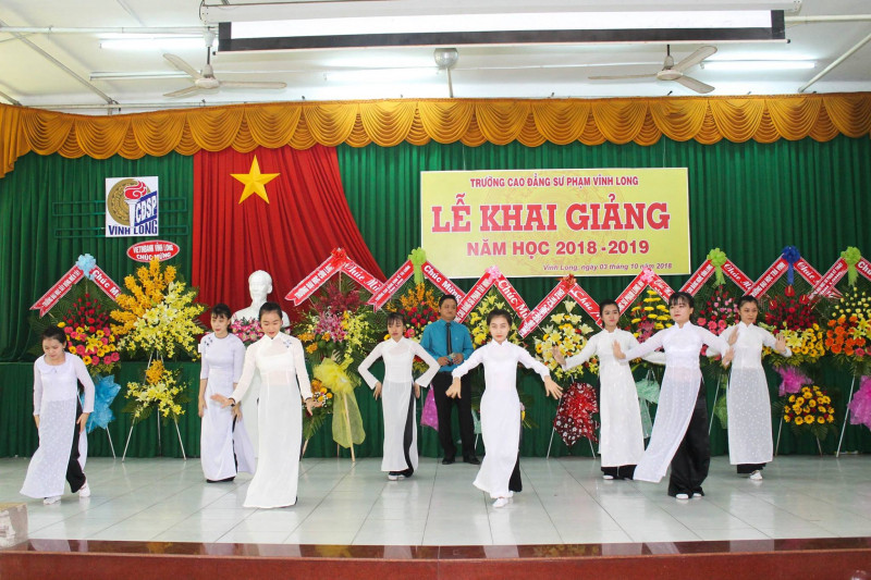 Lễ khai giảng