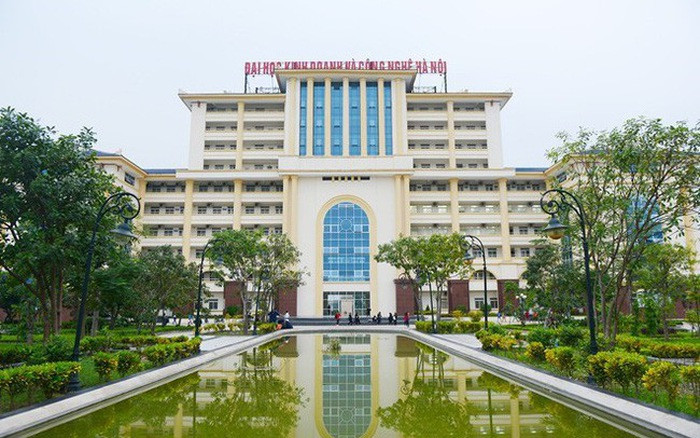 Đại học Kinh doanh Công nghệ Hà Nội