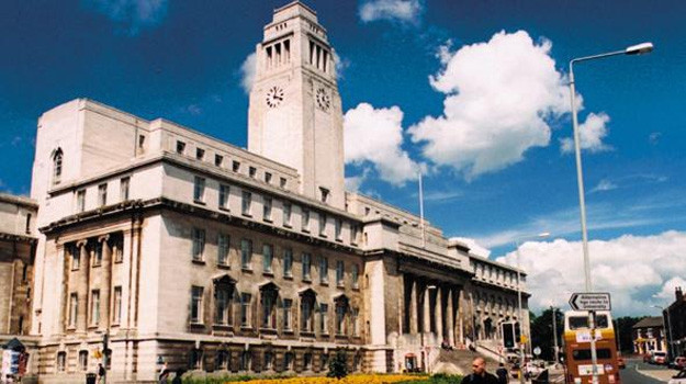 University of Leeds được thành lập năm 1904 tại Yorkshire ở phía bắc nước Anh
