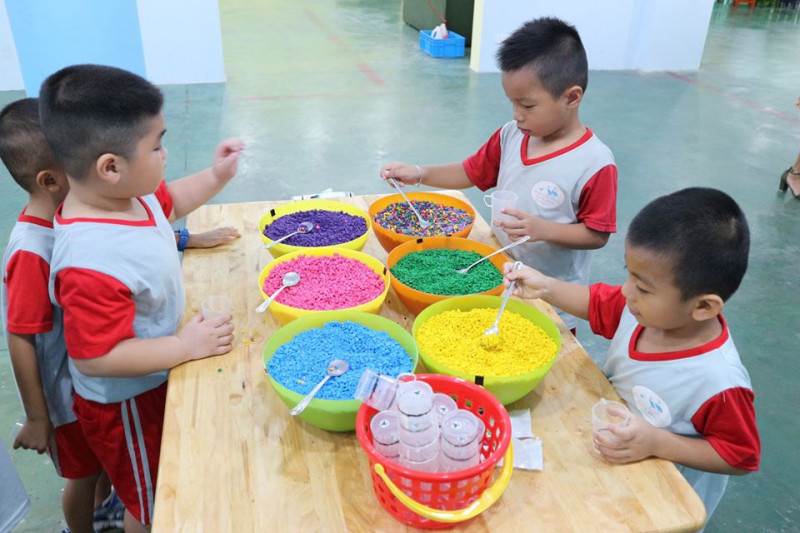 Chương trình giáo dục tại Trường Mầm non Anh Hoa Việt Ecolake được các chuyên gia thiết kế và phát triển tạo cơ hội cho trẻ phát huy tối ưu những khả năng tiềm ẩn