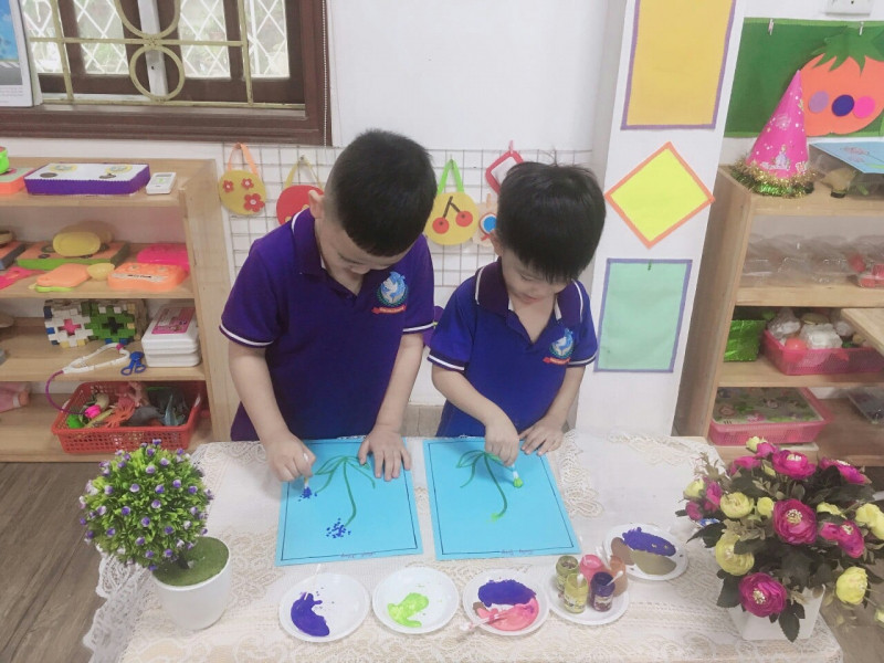 rường Quốc tế Vàng Anh ( Oriole International School) là trường liên cấp từ bậc Mầm non đến hết bậc Tiểu học