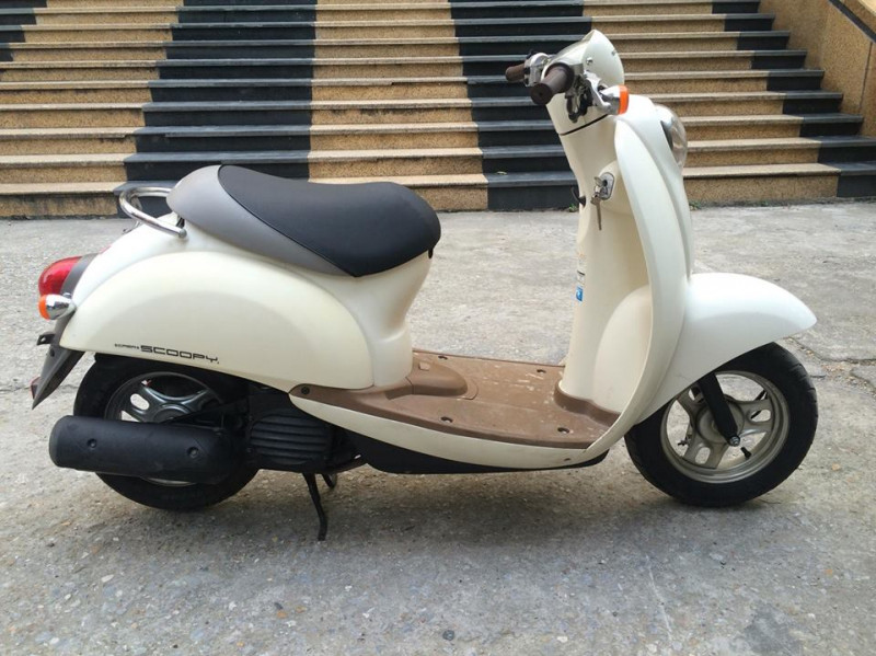 Honda Scoopy Crea