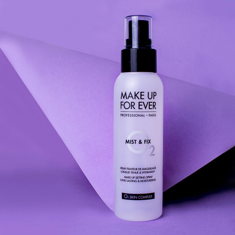Xịt Cố Định Lớp Trang Điểm Make Up For Ever Mist & Fix Make Up Setting Spray: