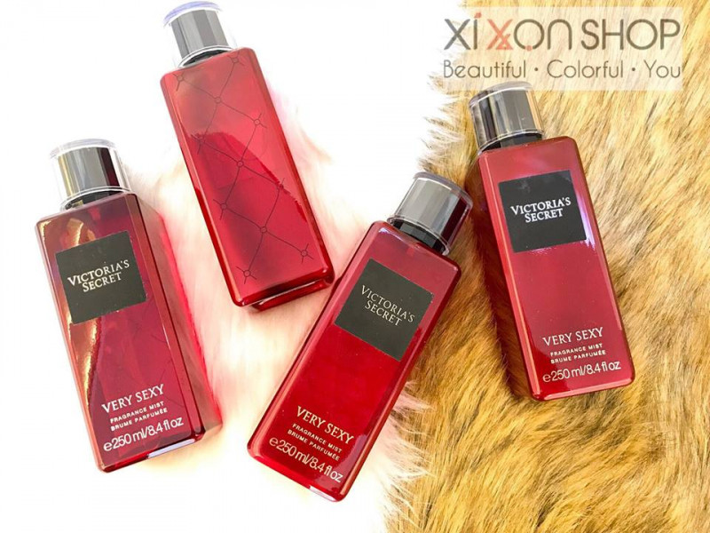 Xịt thơm Victoria secret của mỹ chai 75ml mang đúng phong cách như tên gọi của nó, đó chính là sự quyến rũ, khiêu khích, từ thiết kế cho đến mùi hương mang đến những trải nghiệm tuyệt vời.