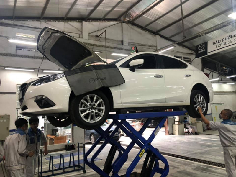 Xưởng dịch vụ Mazda Lê Văn Lương