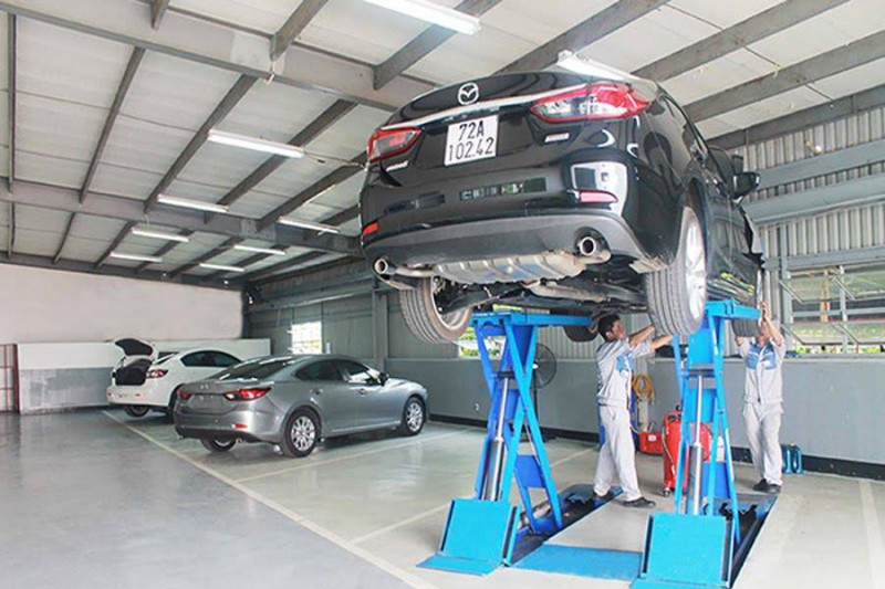 Xưởng Mazda Trần Khát Chân