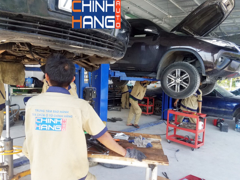 Trung tâm sửa chữa và bảo trì ô tô Chính Hãng Auto