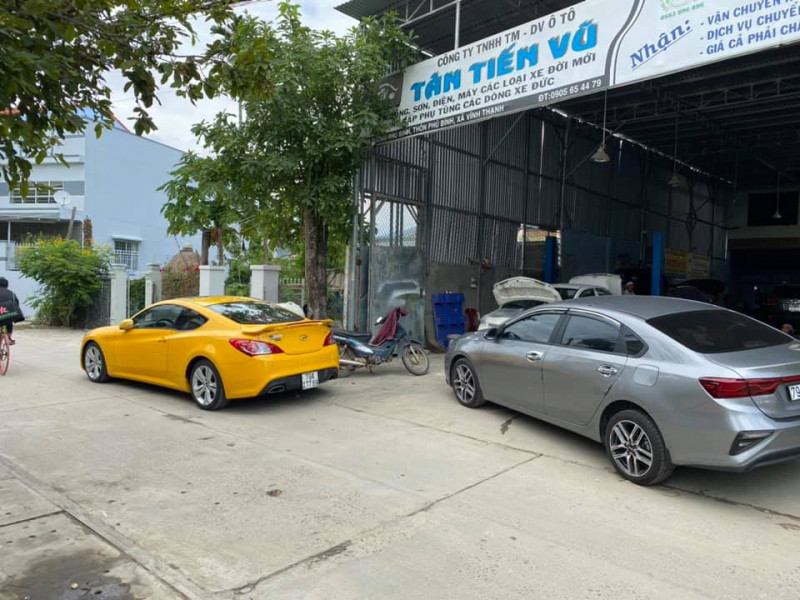 Garage Tân Tiến Vũ