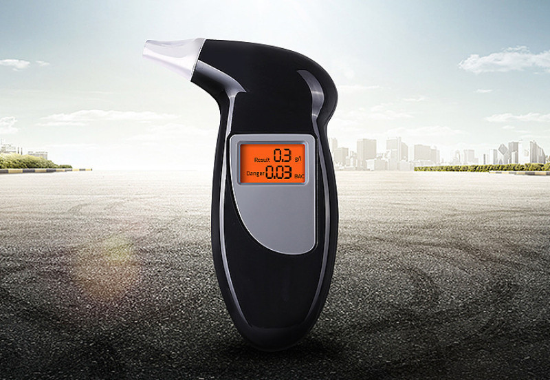 Máy đo nồng độ cồn Alcohol Tester V3
