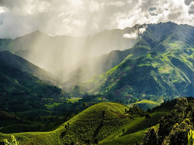 Bài văn phân tích đoạn 1 bài thơ 