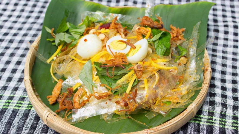 Cách làm bánh tráng trộn khô bò, khô gà