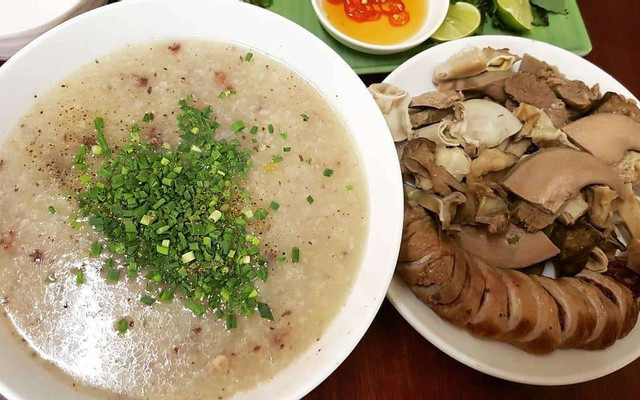 Quán Cây Khế 2 - Cháo Lòng, Dồi Sụn & Má Heo Nướng