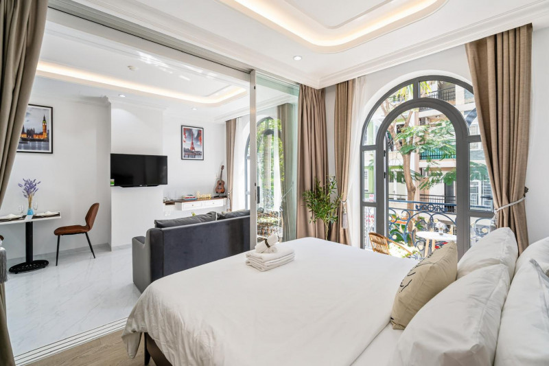 The Royal Hotel & Apartment - Phú Mỹ Hưng