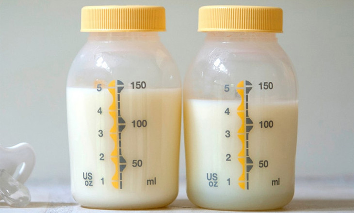 Tại sao nên sử dụng túi trữ sữa để tích trữ sữa mẹ thay vì bình trữ sữa bằng nhựa, thủy tinh?