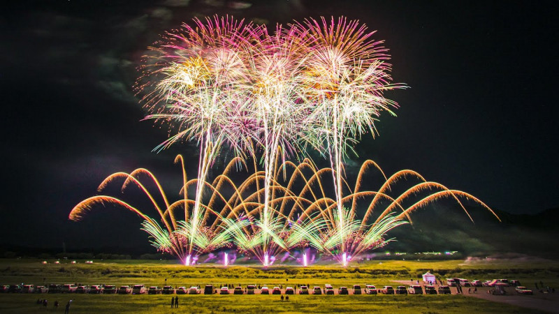 Kamogawa Fireworks Festival 2021