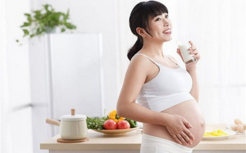 Sữa bột Namyang I Am Mother Mom giúp thúc đẩy sự phát triển xương cho thai nhi được chắc khoẻ và tăng cường hệ xương của mẹ được khoẻ mạnh giúp hành trình mang thai được an toàn