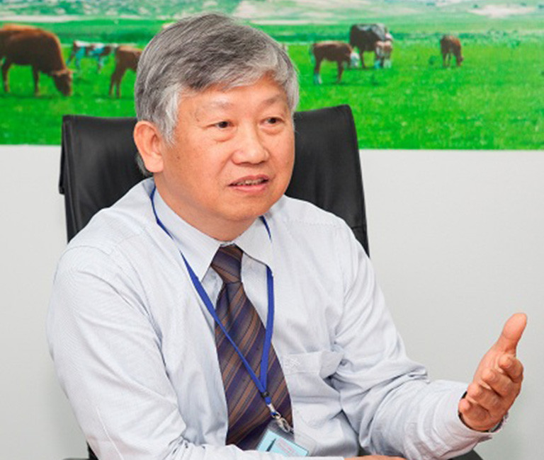 Bác sĩ Nguyễn Gia Khánh