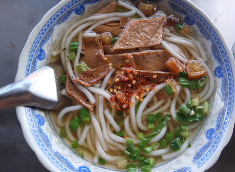 Tô bánh canh chay giá 3000 đồng ở Hòa Thành