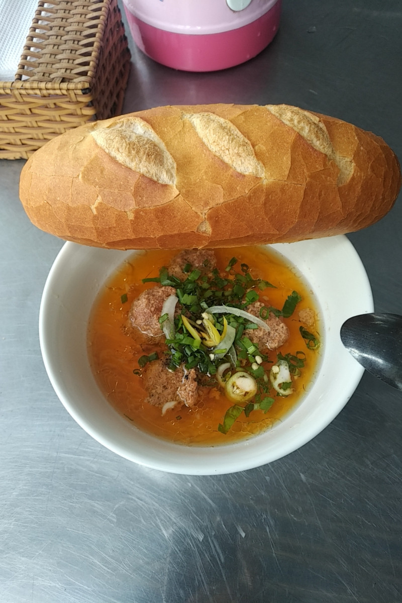 Phở Tân - Bánh mì xíu mại Đà Lạt