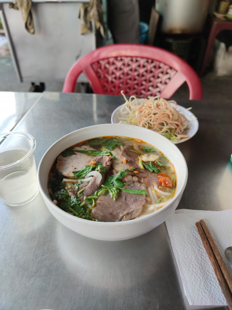 Bún bò Thái Dương