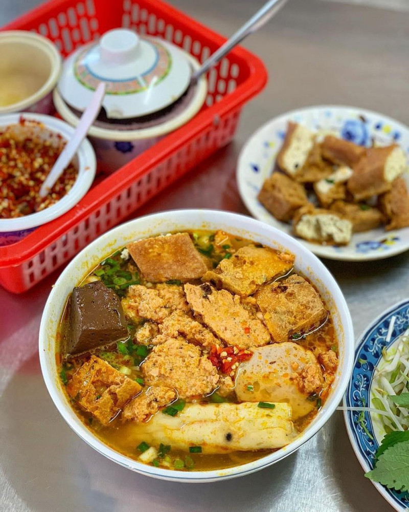 Bún riêu ốc Mộc Linh