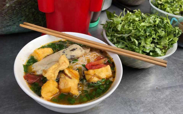 Bún riêu Bà Định