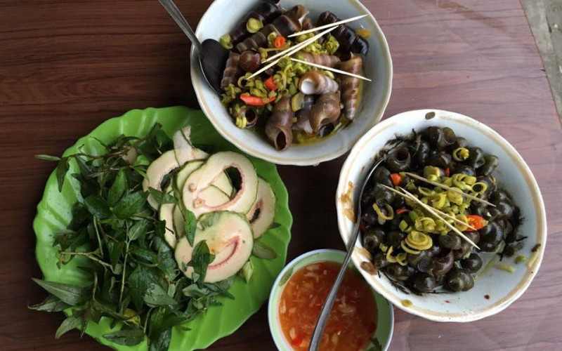 Liên Hùng - ốc, ngao & đồ ăn vặt