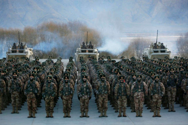 Quân đội Mỹ là một trong các quân đội lớn nhất tính theo quân số