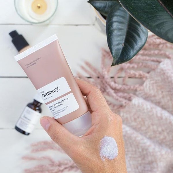 Kem chống nắng The Ordinary Mineral UV Filters SPF 30 with Antioxidants