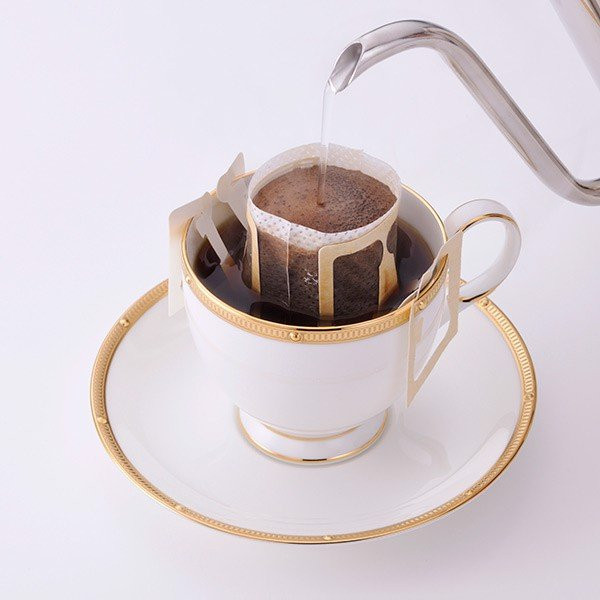 Tránh dùng nước chưa qua xử lý và lọc kĩ để pha cà phê