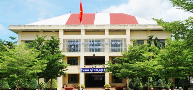 Trường THPT Tây Ninh