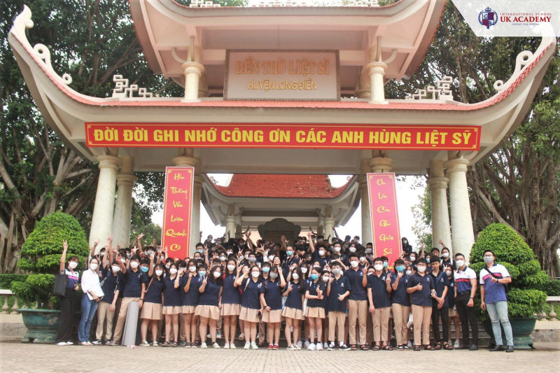 Trường THCS UK Academy Vietnam