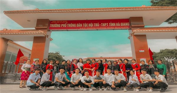Trường PTDT nội trú THPT tỉnh Hà Giang