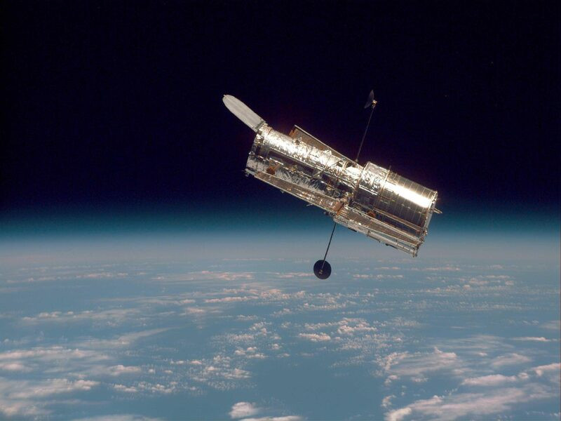 Hubble - Hơn 3 thập kỷ 