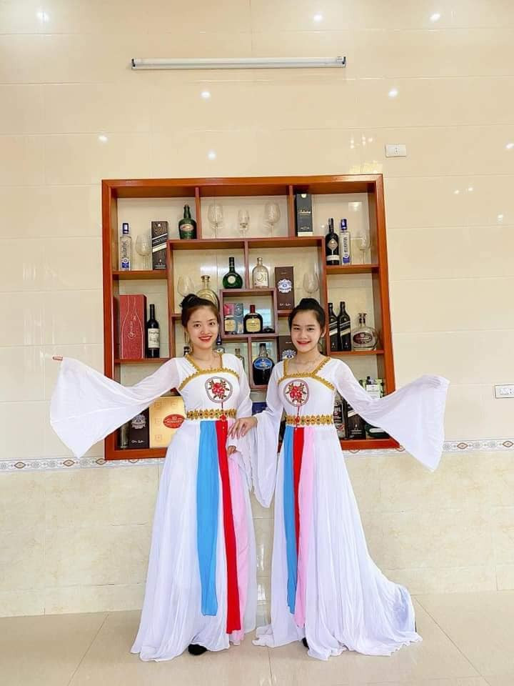 Trang phục biểu diễn Quang Đăng