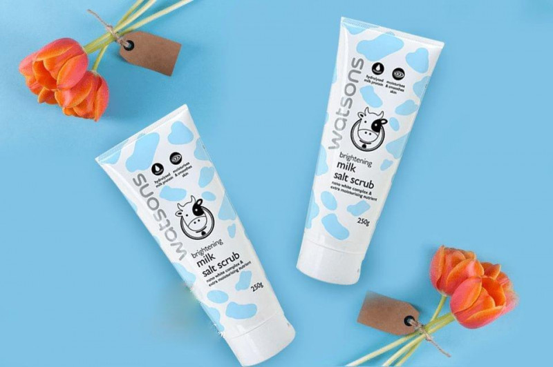 Muối tắm tẩy tế bào chết làm sáng da Watsons